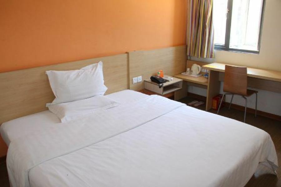7Days Inn Wuhan Zhuankou Development Zone Jianghan University Exterior photo