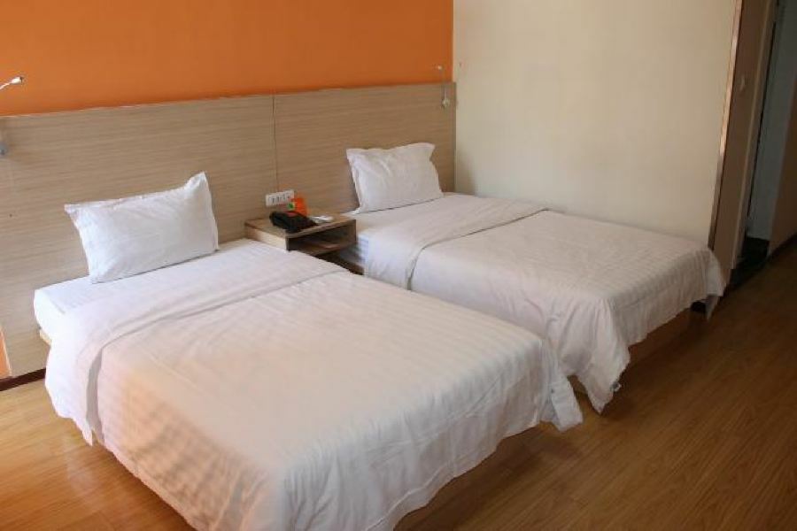 7Days Inn Wuhan Zhuankou Development Zone Jianghan University Exterior photo